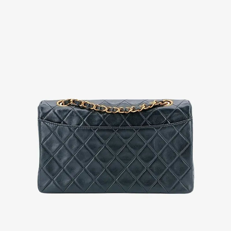 ra317-chanel-vintage-black-lambskin-quilted-flap-bag
