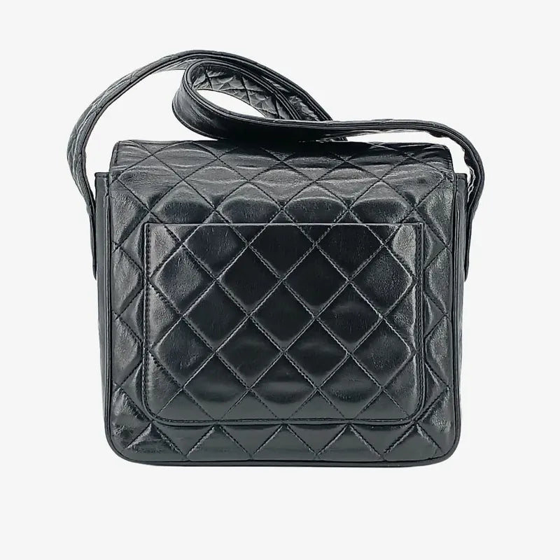 c316-chanel-vintage-black-lambskin-push-lock-flap-bag