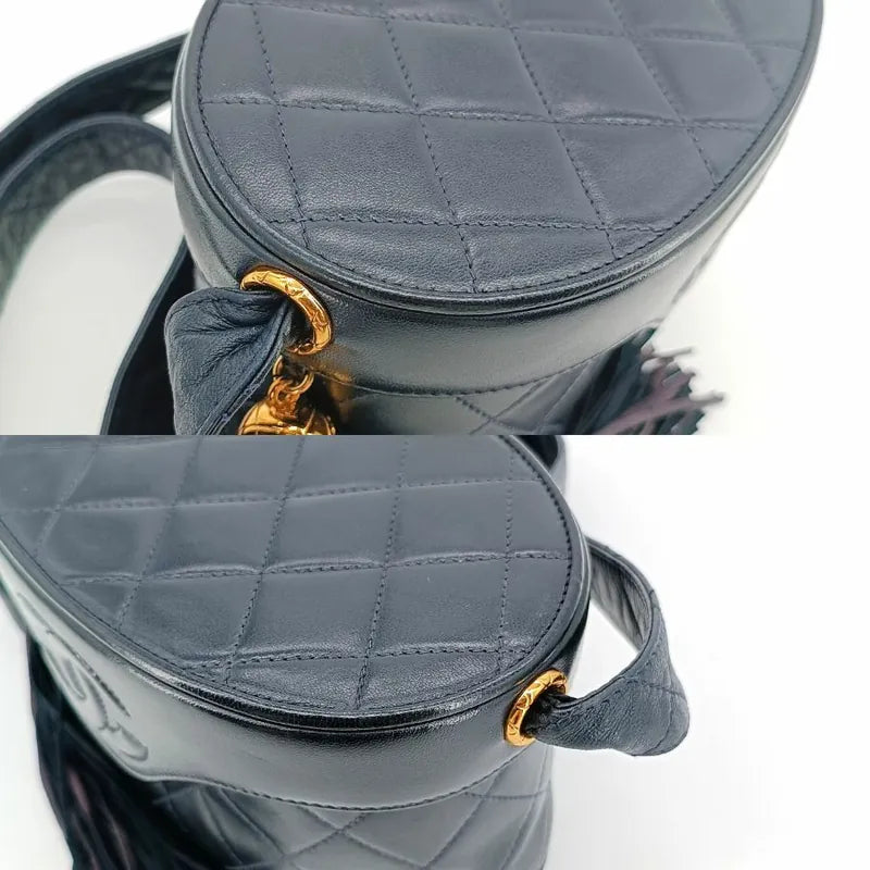 jt581-chanel-vintage-navy-lambskin-tassel-vanity-case-bag