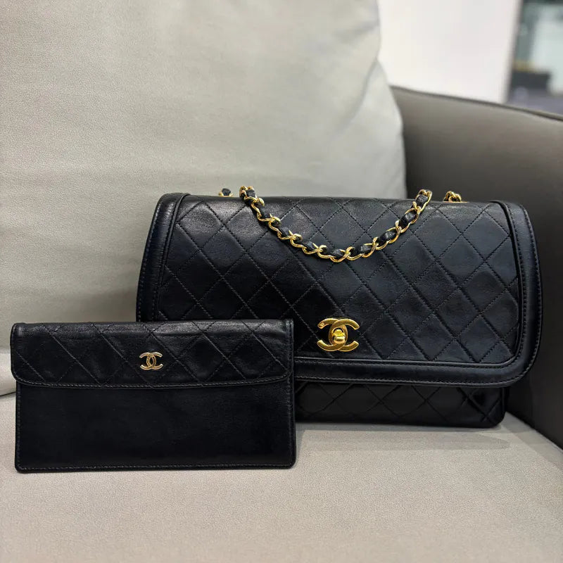 jah191-chanel-vintage-black-lambskin-quilted-flap-bag