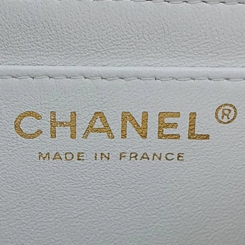 ra166-chanel-vintage-white-lambskin-25cm-flap-bag