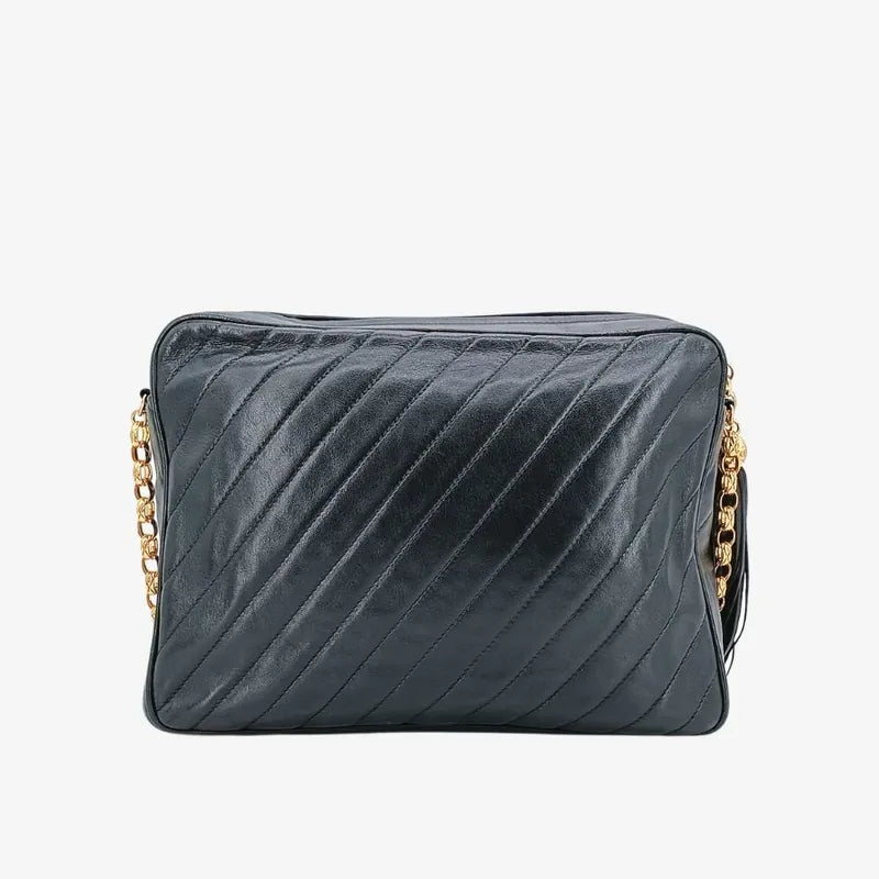 ra219-chanel-vintage-black-lambskin-gold-chain-camera-bag