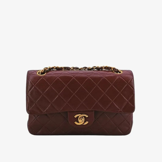 ra370-chanel-vintage-burgundy-lambskin-23cm-classic-flap-bag