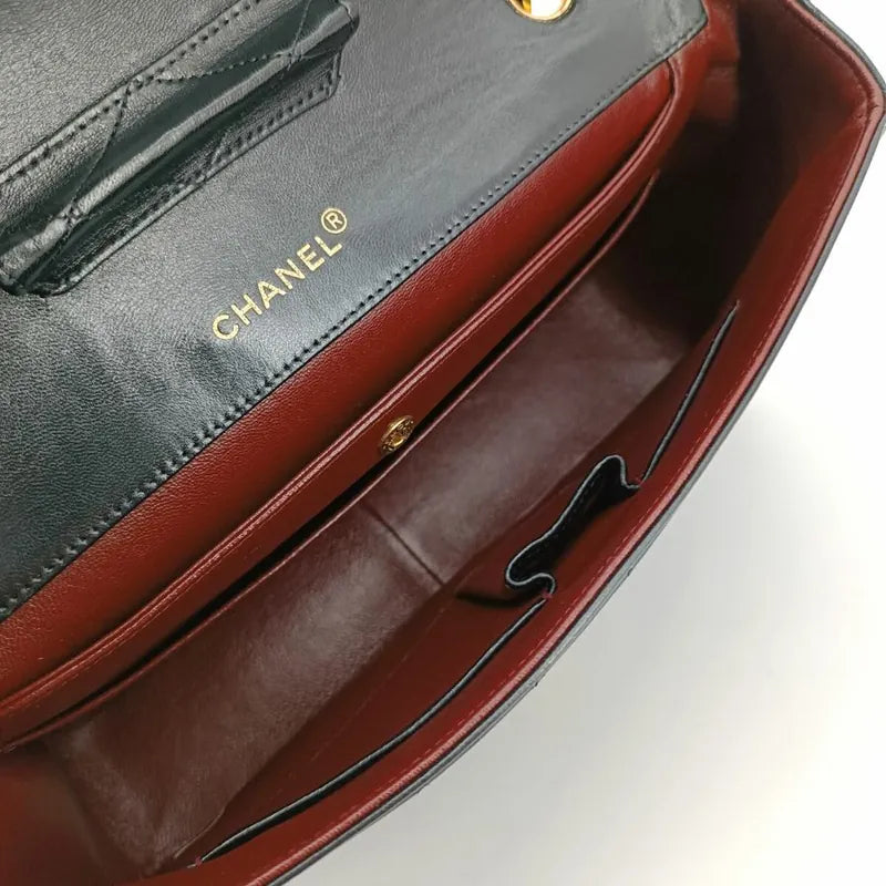 jr228-chanel-vintage-black-lambskin-27cm-classic-flap-bag