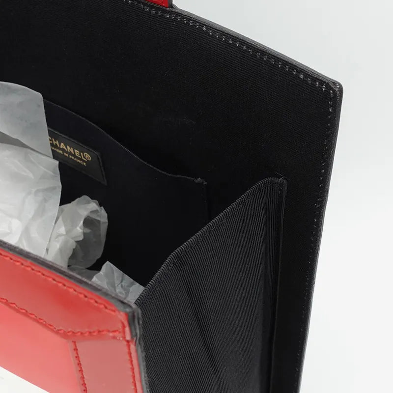 jq729-chanel-vintage-red-patent-leather-tote-bag