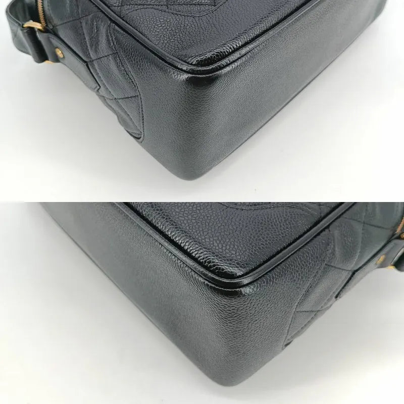 jr357-chanel-vintage-black-caviar-leather-quilted-vanity-case