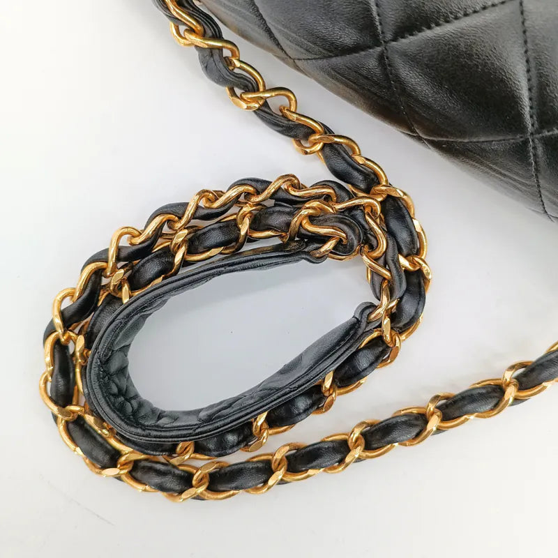 rb818-chanel-vintage-black-lambskin-big-cc-flap-bag