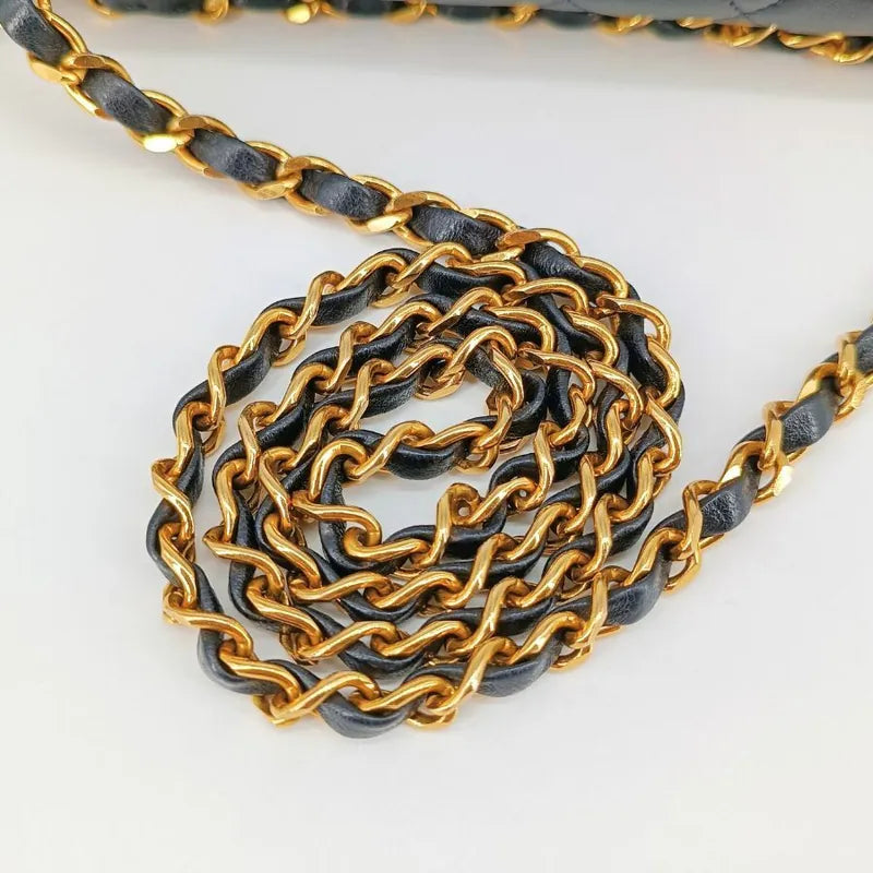 jt445-chanel-vintage-navy-lambskin-quilted-flap-bag