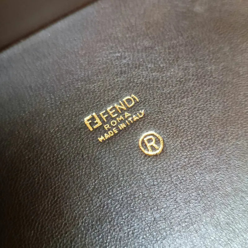 rb048-fendi-vintage-monogram-briefcase-brown