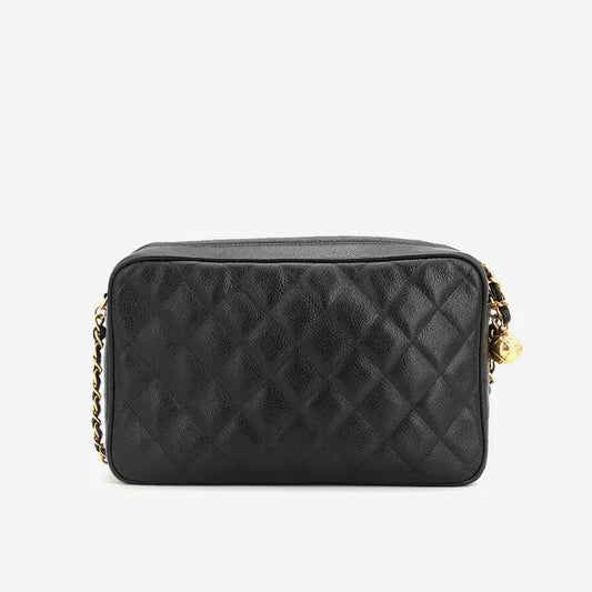jq615-chanel-vintage-black-caviar-quilted-camera-bag