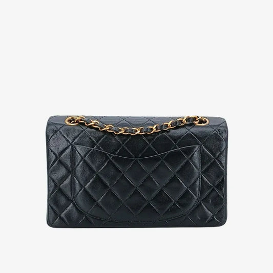 jah146-chanel-vintage-black-lambskin-23cm-classic-flap-bag
