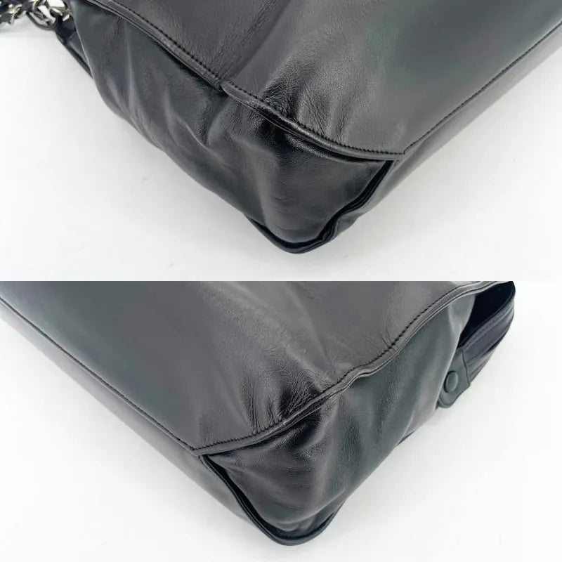 jw415-chanel-vintage-black-lambskin-tote-bag