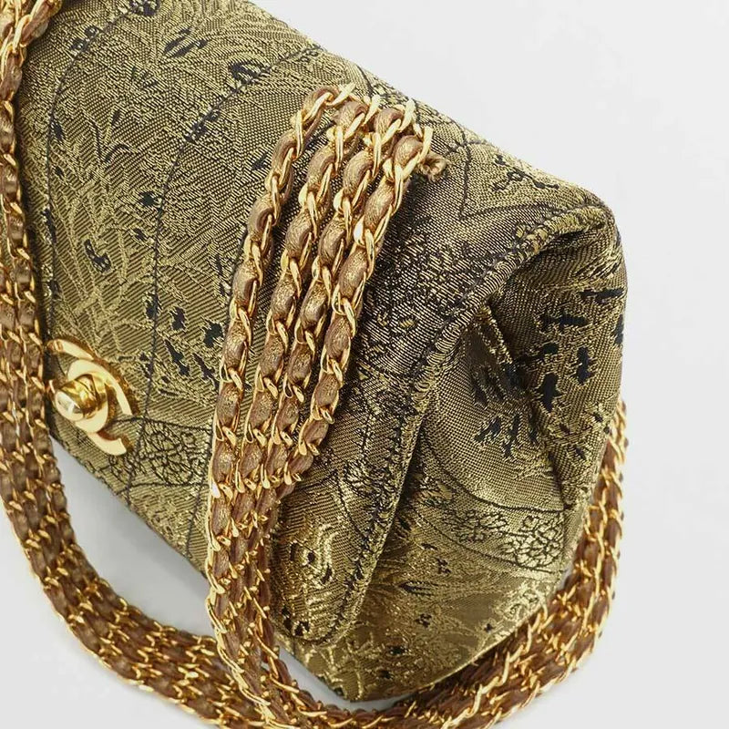 jr898-chanel-vintage-gold-nishijin-woven-flap-bag