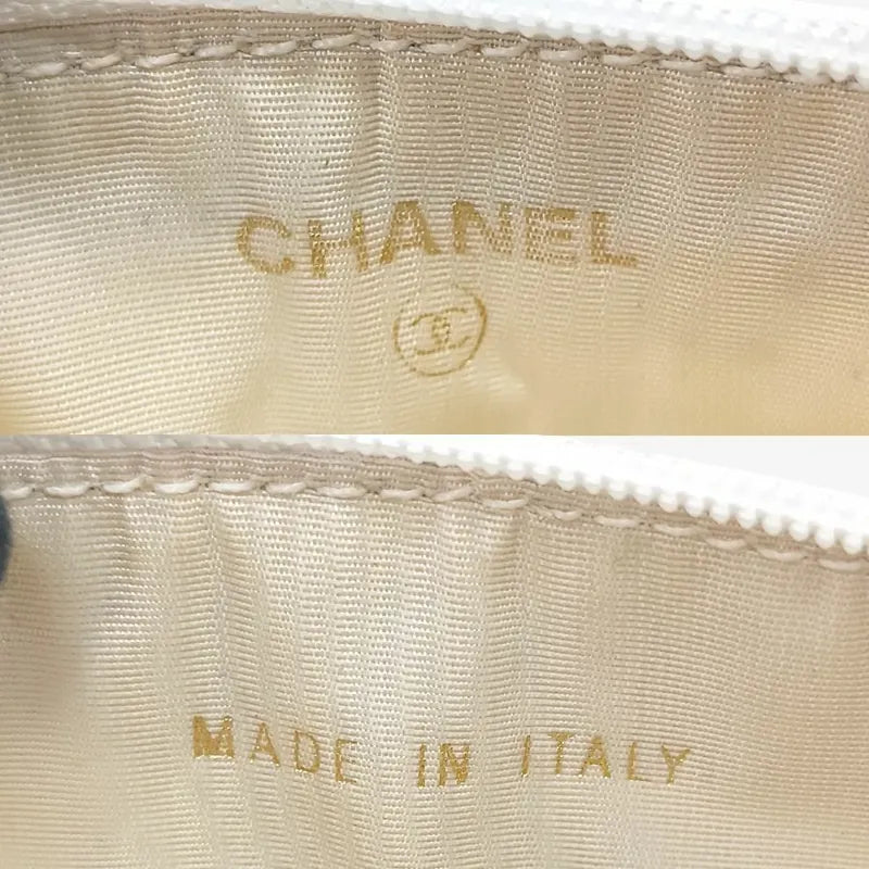 js687-chanel-white-caviar-leather-zipped-coin