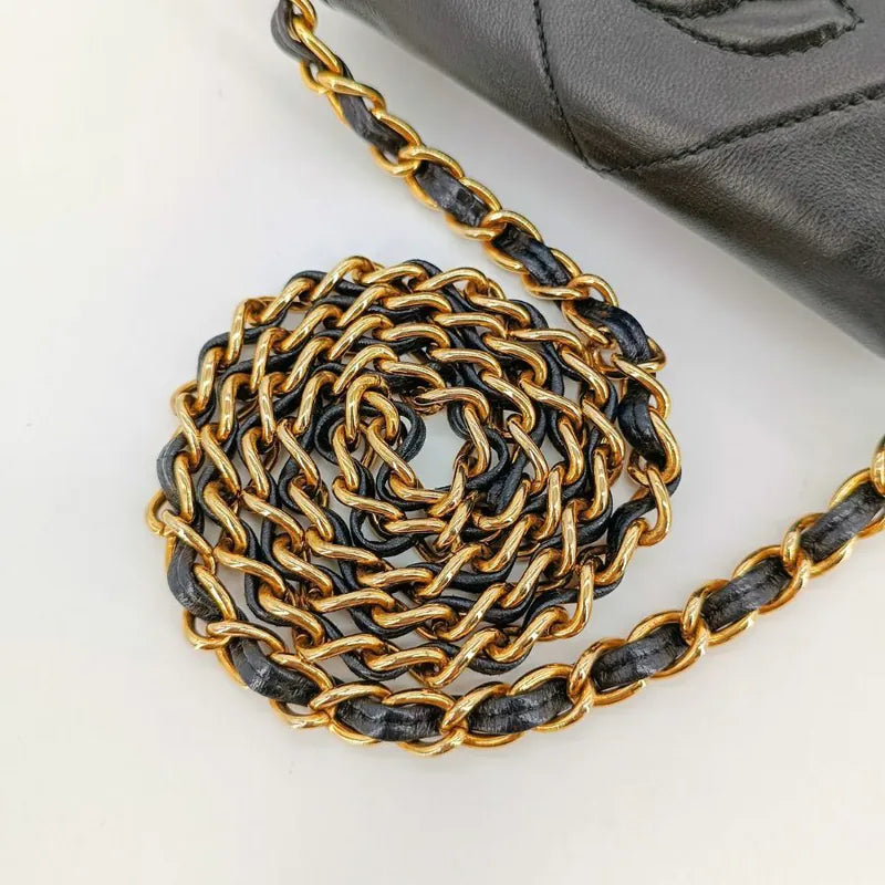 ra788-chanel-vintage-black-lambskin-quilted-flap-bag