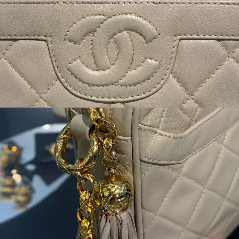 jw884-chanel-vintage-beige-lambskin-gold-chain-camera-bag