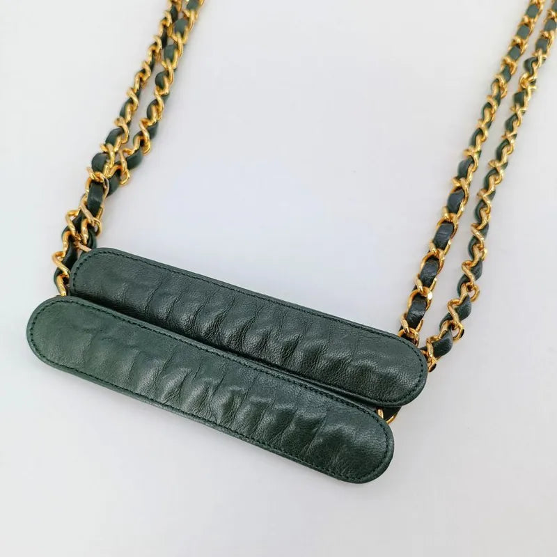 ra847-chanel-vintage-dark-green-lambskin-quilted-camera-bag