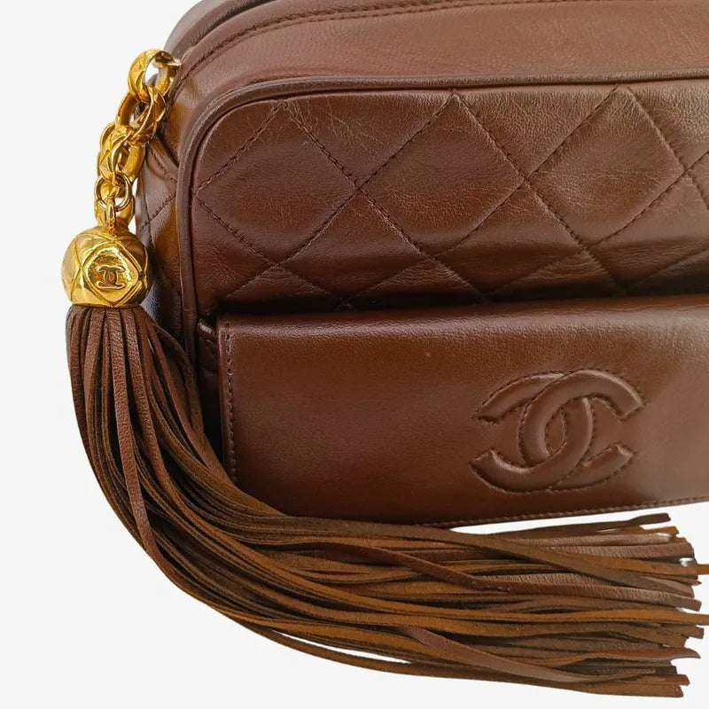 ra161-chanel-vintage-brown-lambskin-tassels-gold-chain-camera-bag