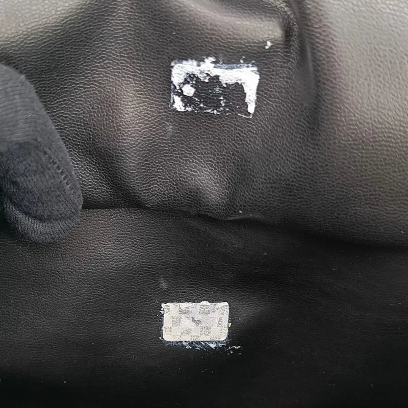 jt691-chanel-vintage-black-caviar-leather-triple-cc-tote-bag