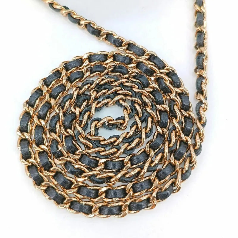 ra013-chanel-black-lambskin-round-camera-bag