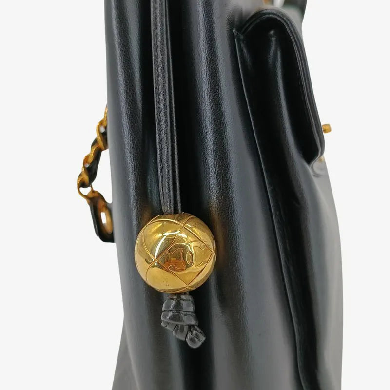 rb240-chanel-vintage-black-lambskin-golden-ball-tote-bag