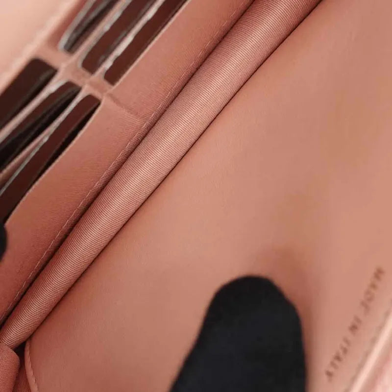 jq844-chanel-pink-caviar-flap-wallet-on-chain