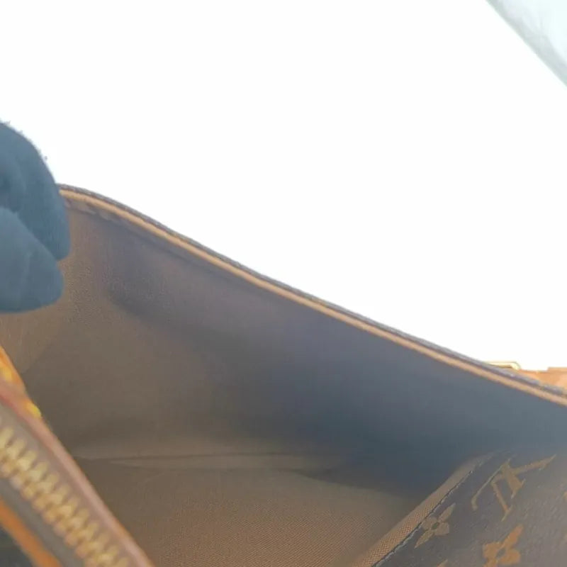 js616-louis-vuitton-odeon