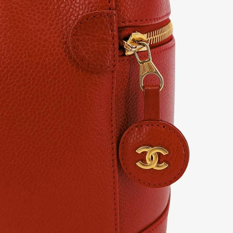 ra690-chanel-vintage-red-caviar-leather-cosmetic-bag
