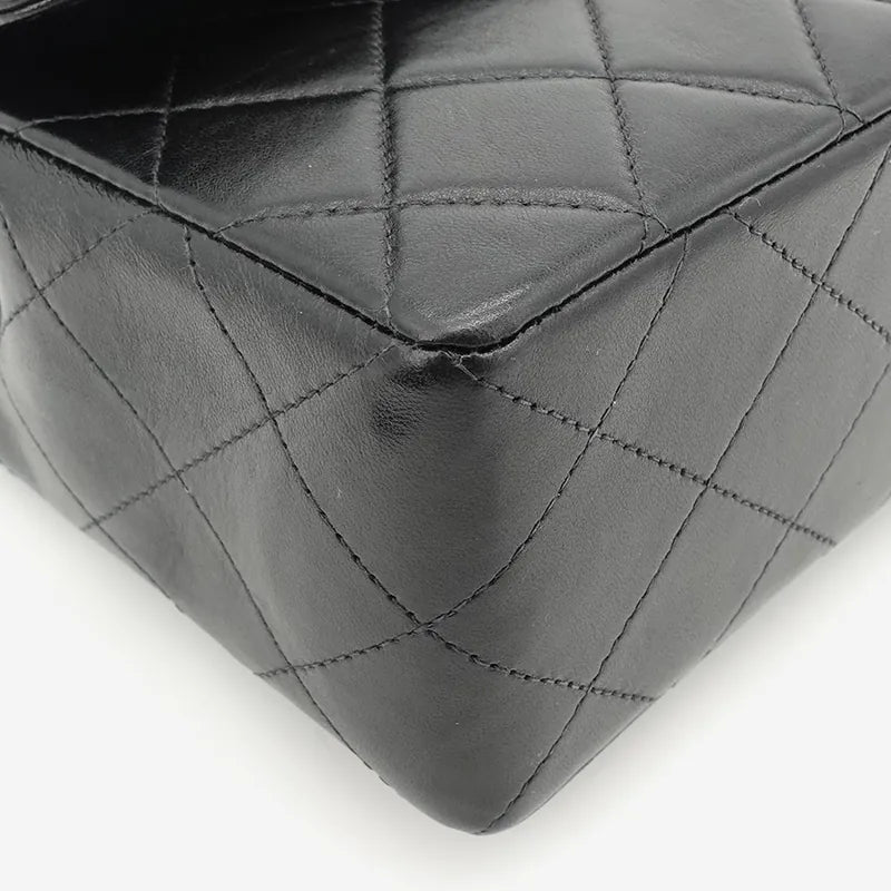 jq455-chanel-vintage-black-lambskin-shoulder-flap-bag