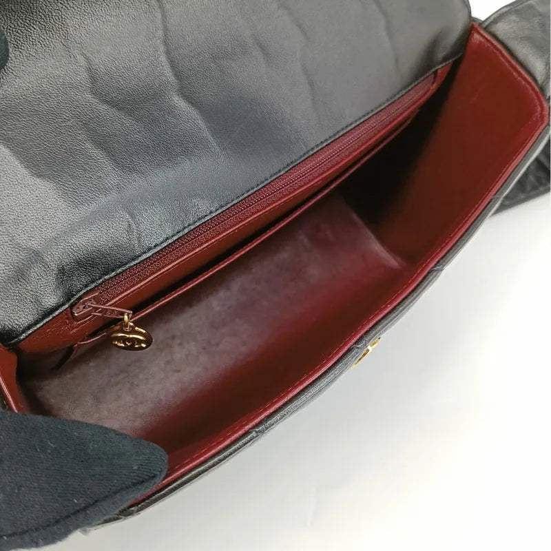 ra073-chanel-vintage-black-lambskin-quilted-flap-bag