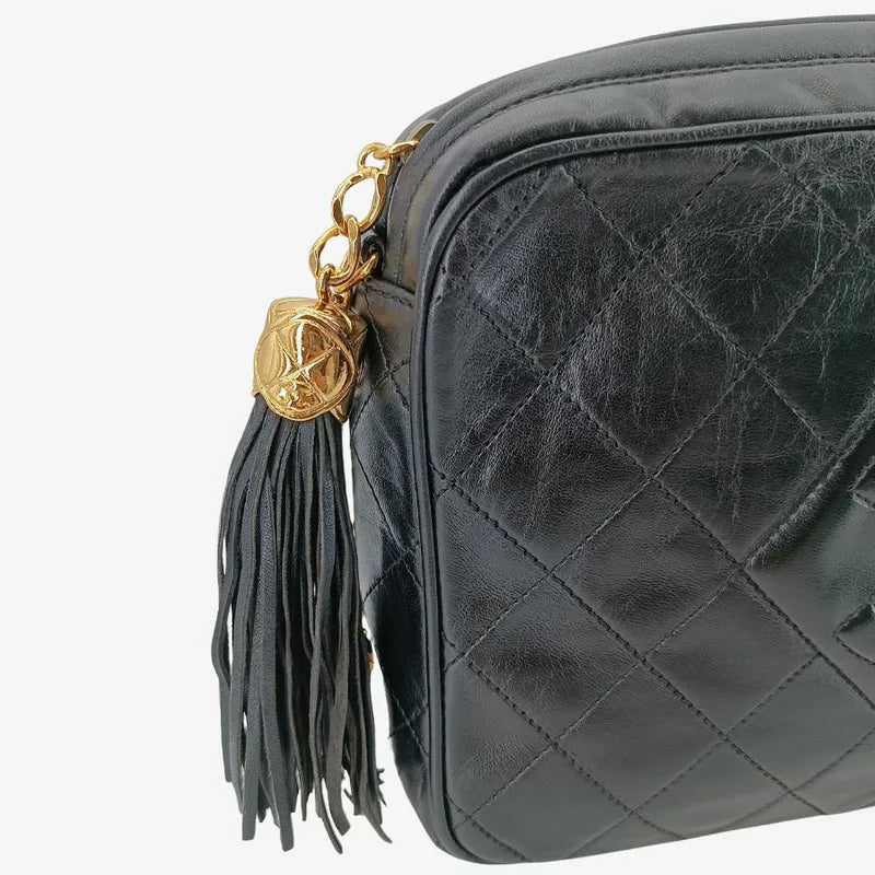 ra472-chanel-vintage-black-lambskin-quilted-camera-bag