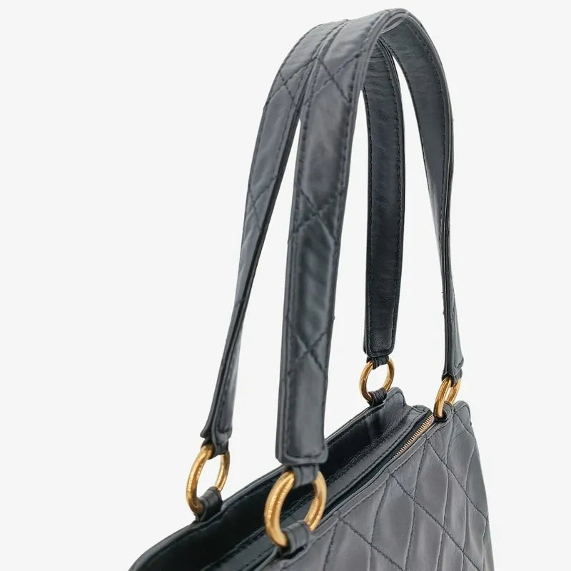 jw008-chanel-vintage-black-lambskin-quilted-handbag