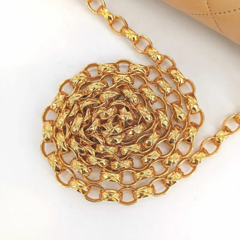 ra504-chanel-vintage-beige-lambskin-gold-chain-flap-bag