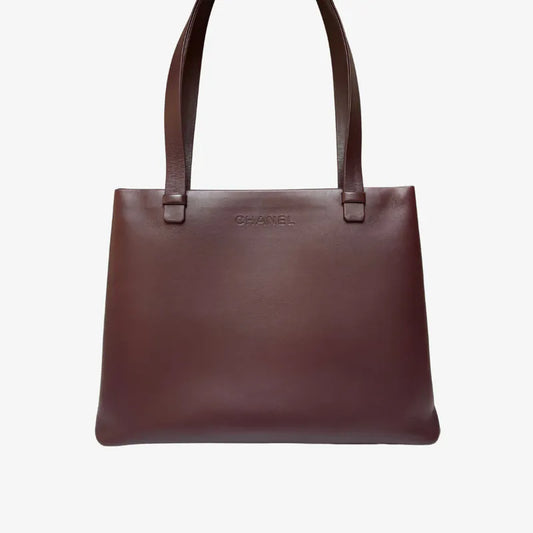 JX926 - CHANEL Vintage Burgundy Calfskin Tote Bag