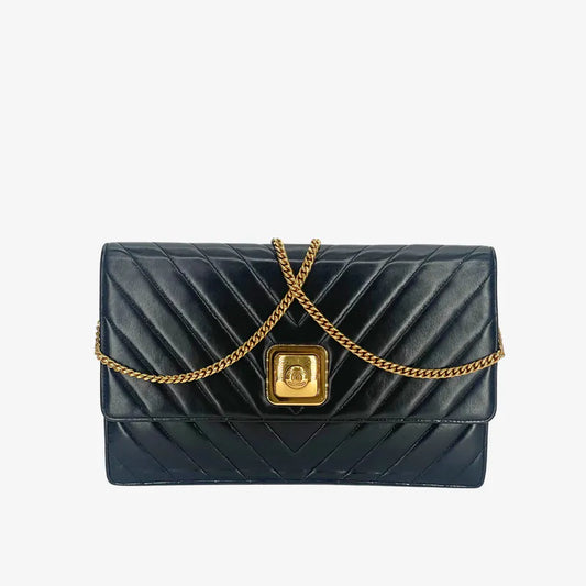 RC469 - CHANEL Vintage Black Lambskin Chevron Push Lock Flap Bag