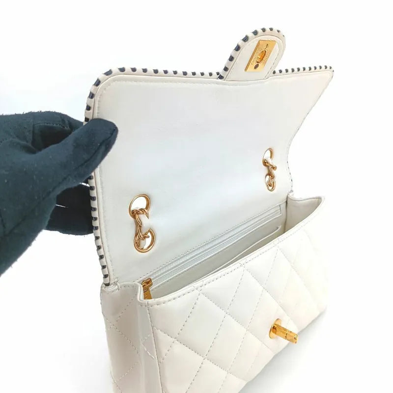 jt157-chanel-vintage-white-lambskin-25cm-flap-bag