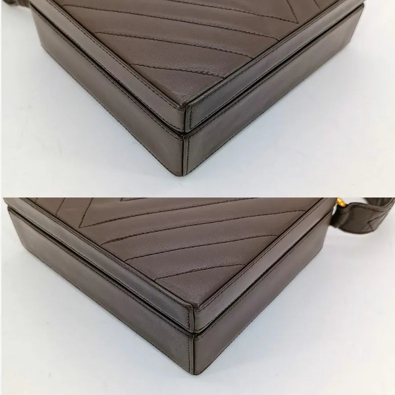 rb146-chanel-vintage-dark-brown-lambskin-chevron-box-bag
