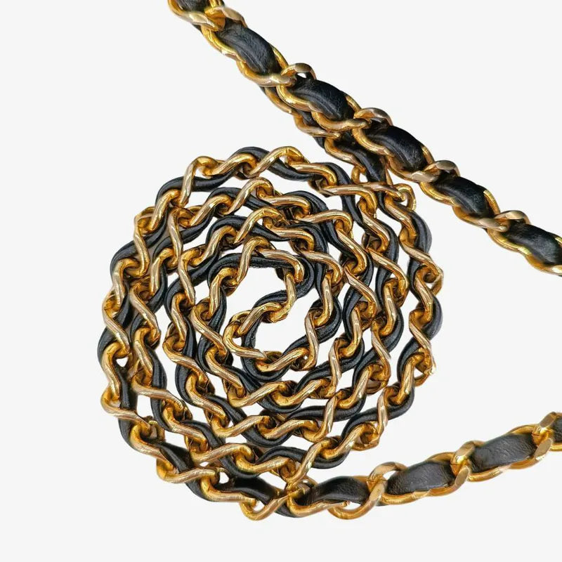 ju697-chanel-vintage-black-lambskin-quilted-flap-bag