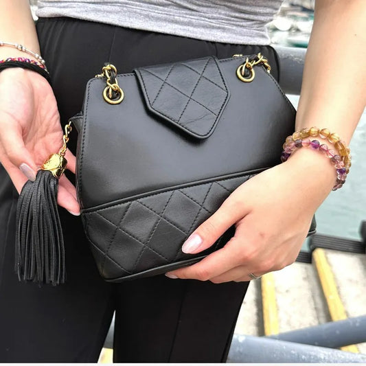 jt272-chanel-vintage-black-lambskin-quilted-flap-bag