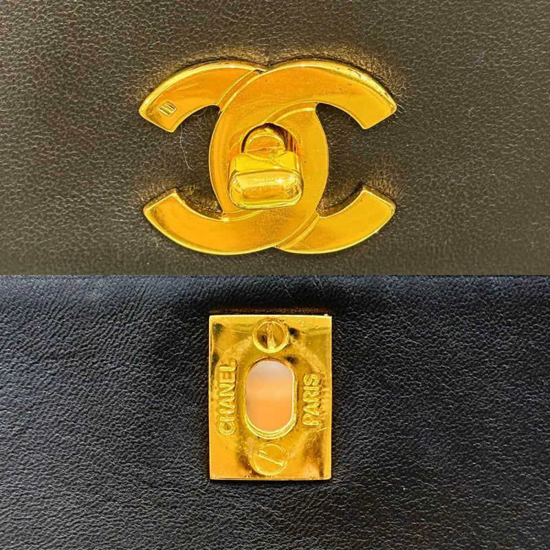 jw556-chanel-vintage-black-calfskin-tote-bag