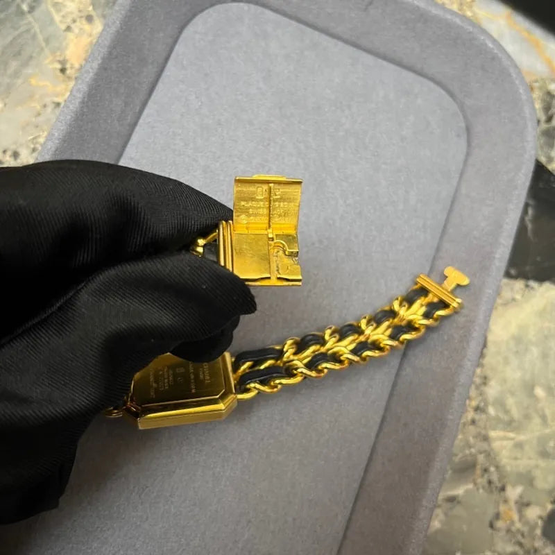 re080-chanel-premiere-watch-size-m