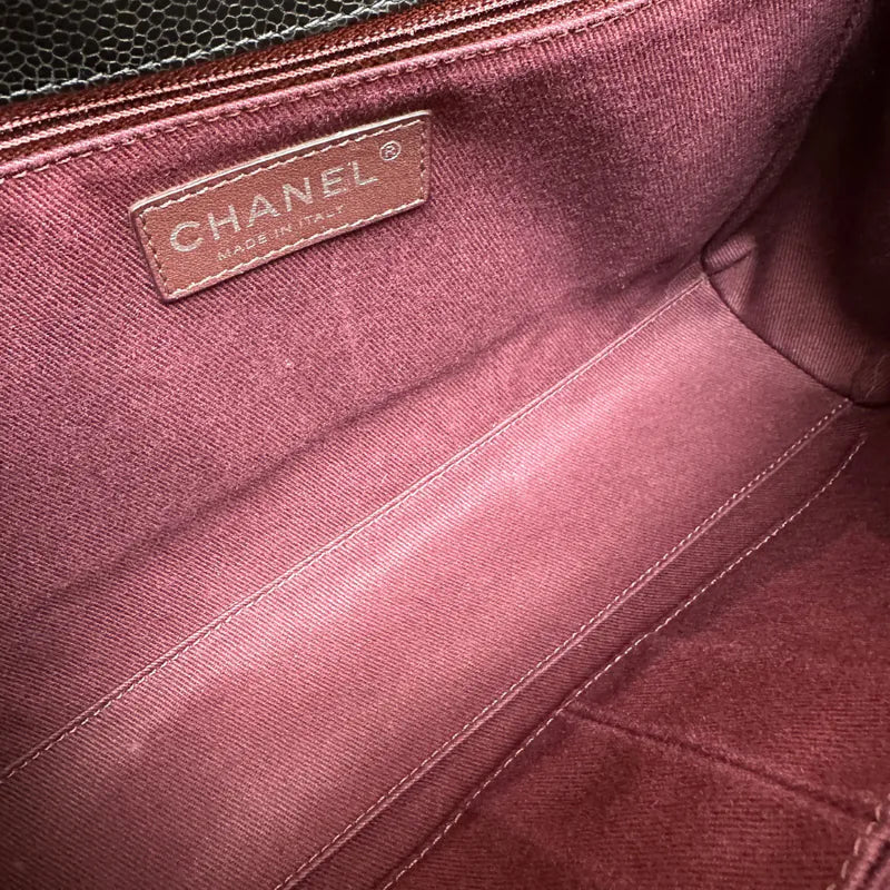 c521-chanel-black-caviar-leather-flap-bag