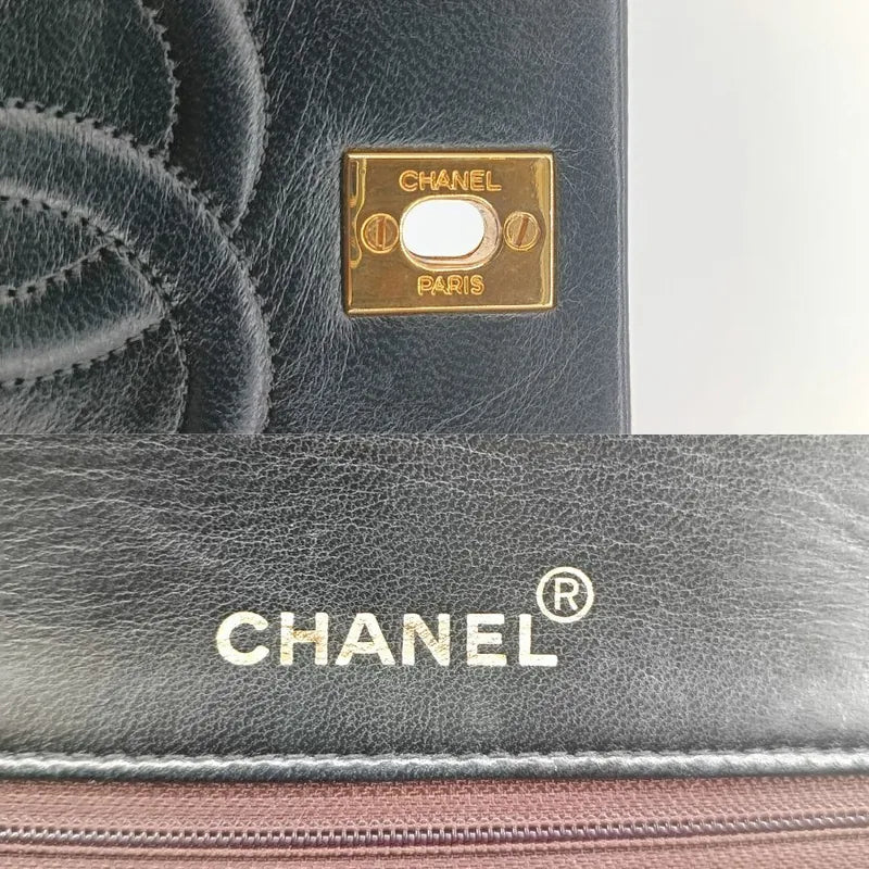 jah69-chanel-vintage-black-lambskin-full-flap-bag