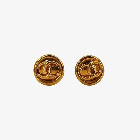 jt060-chanel-vintage-cc-button-gold-plated-clip-on-earrings