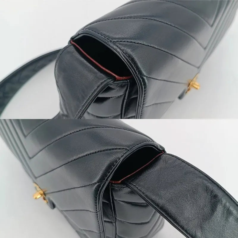 rb664-chanel-vintage-black-lambskin-chevron-flap-bag