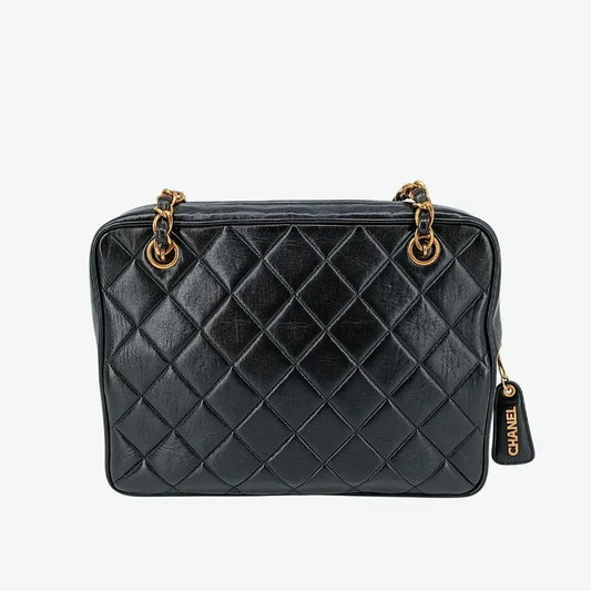 ra034-chanel-vintage-black-lambskin-quilted-tote-bag