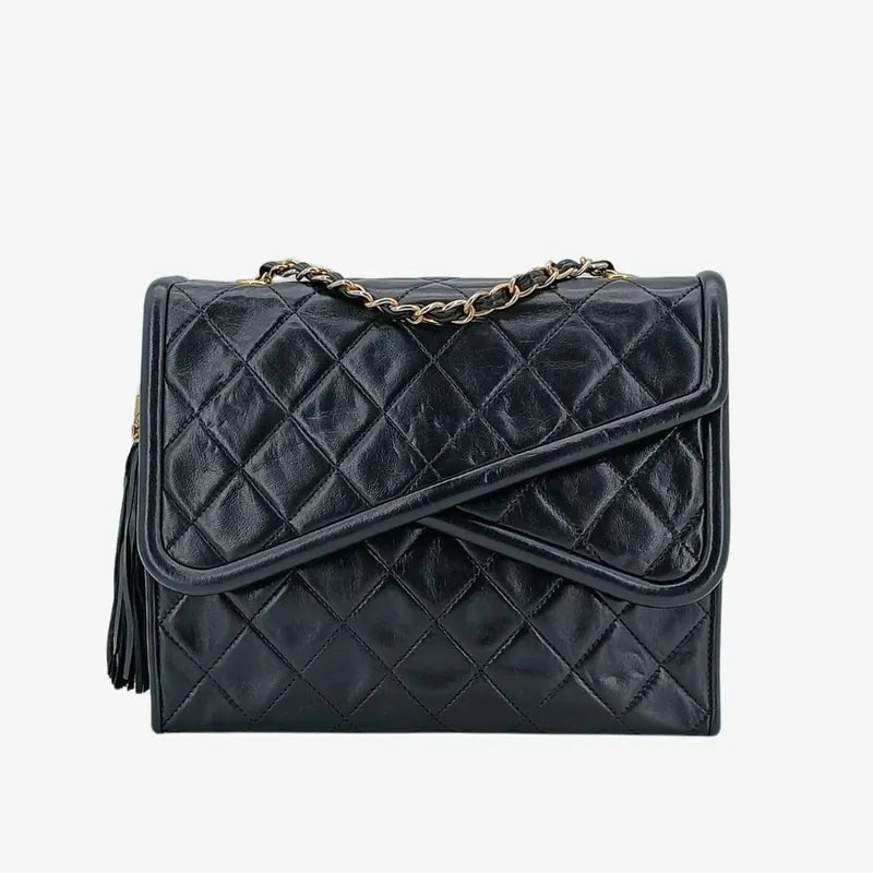 ra799-chanel-vintage-black-lambskin-asymmetric-flap-bag