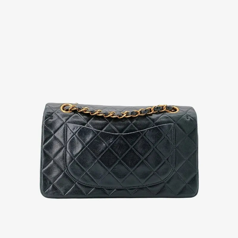 js620-chanel-vintage-black-lambskin-23cm-classic-flap-bag