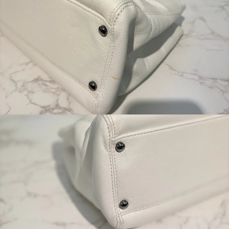 c532-chanel-vintage-white-cavier-leather-255-executive-handbag