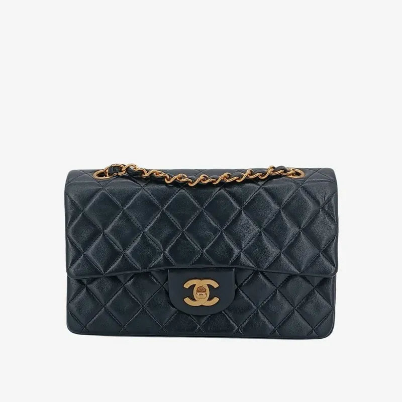 jt067-chanel-vintage-black-lambskin-23cm-classic-flap-bag
